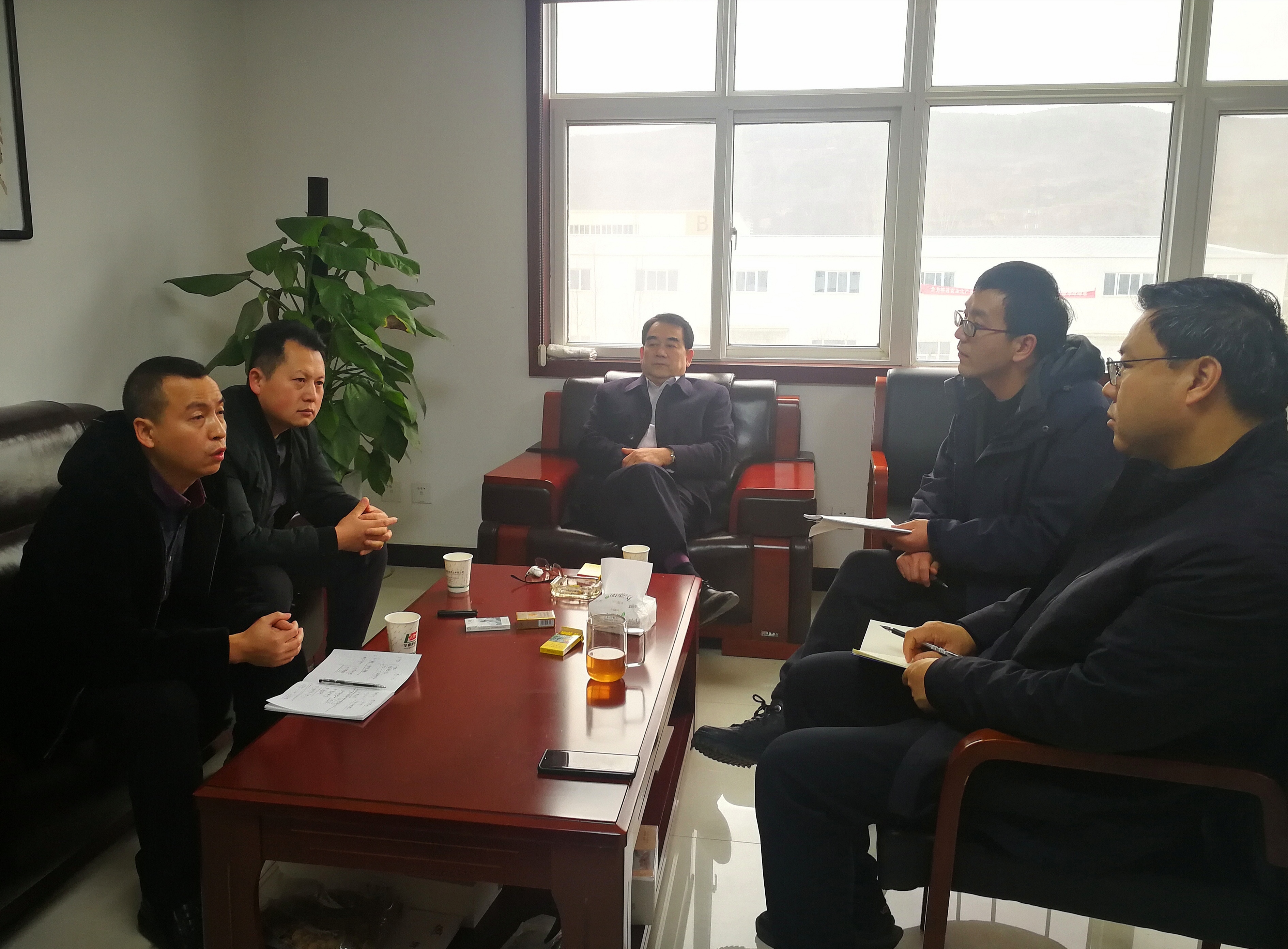 促中医药企业发展  建高质量陕西品牌  陕西省企业品牌建设促进会相关领导一行走访中医药企业(图2)