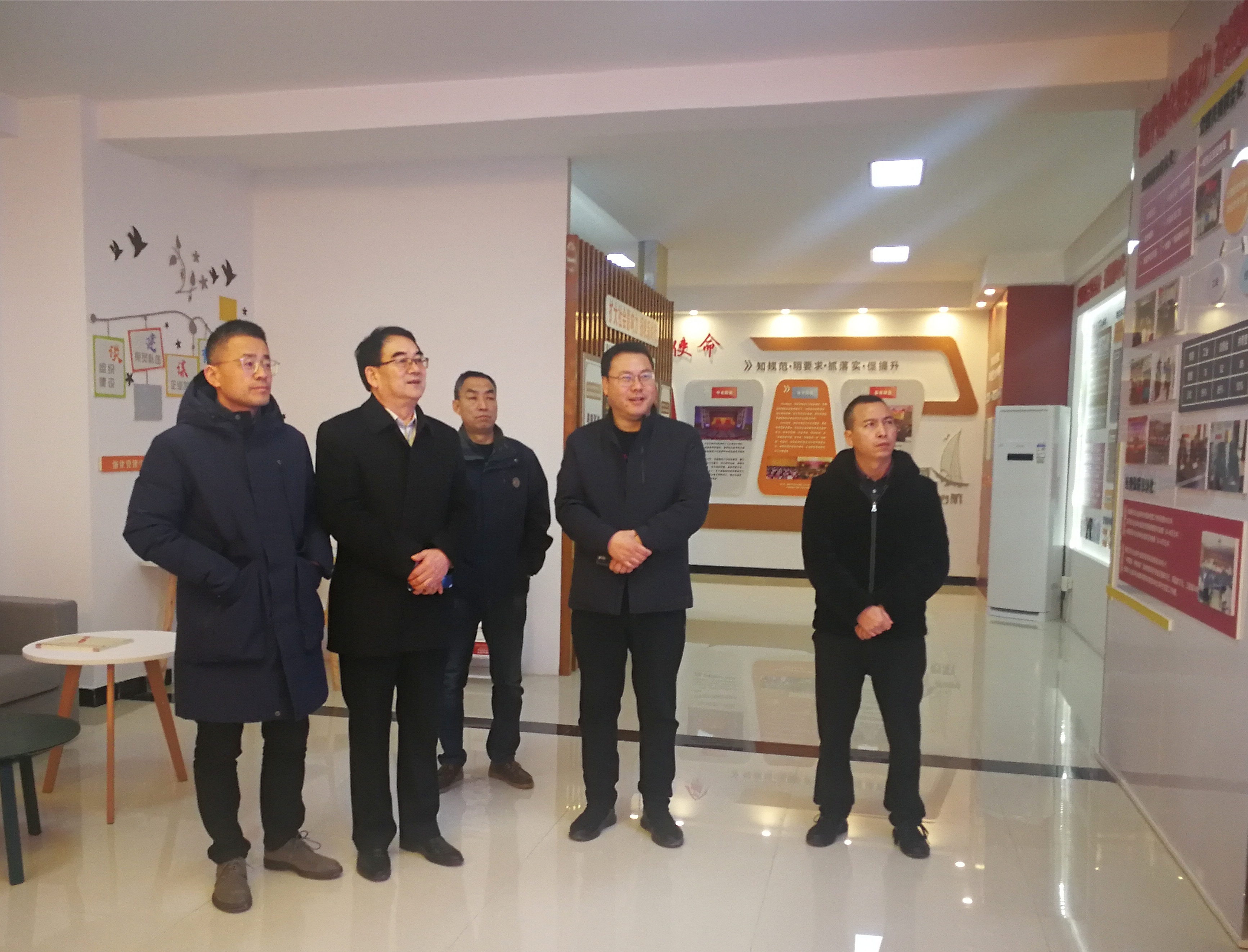 促中医药企业发展  建高质量陕西品牌  陕西省企业品牌建设促进会相关领导一行走访中医药企业(图3)